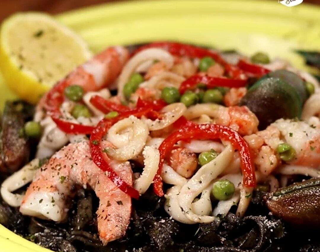 Seafood Pasta Negra