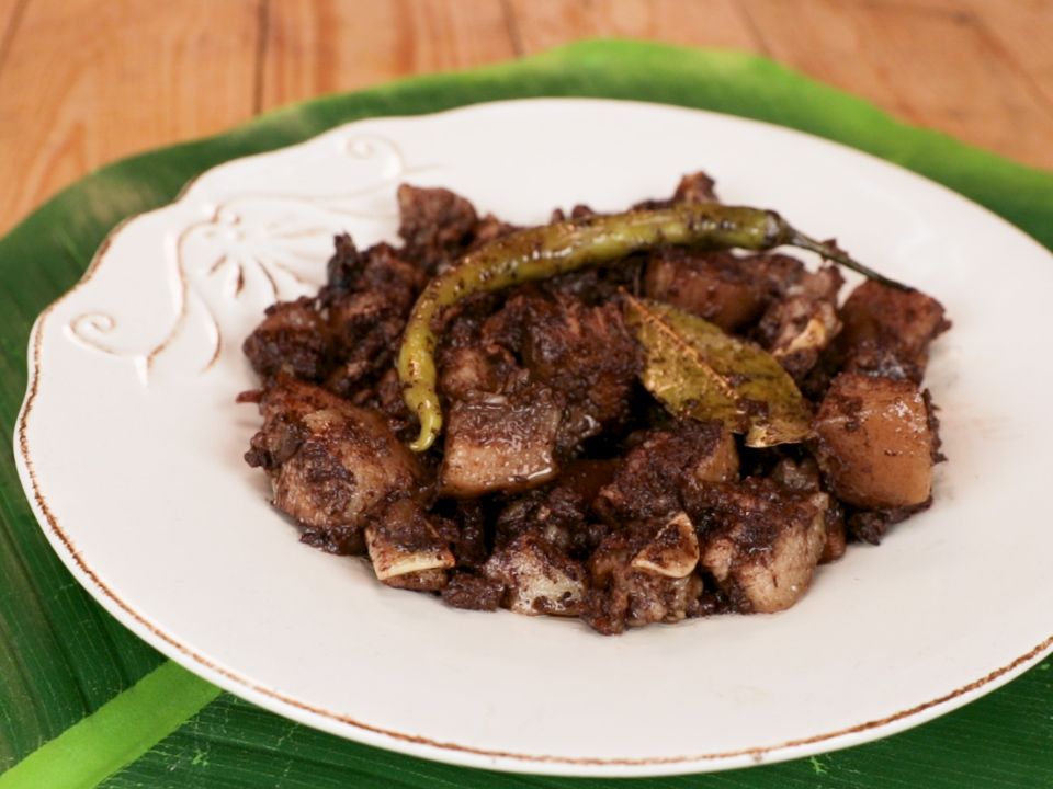 Have Your Fill This Halloween With These Pig’s Blood Recipes