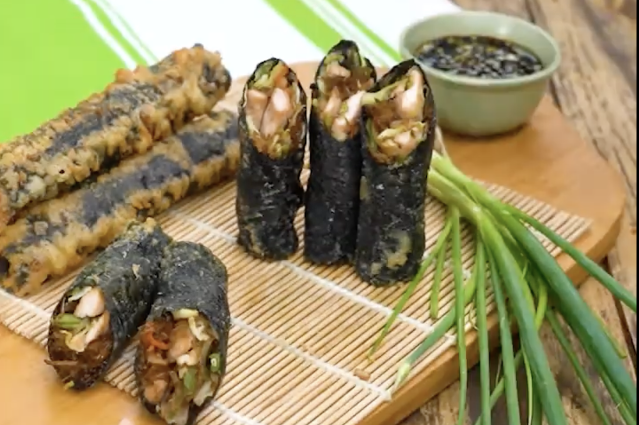Crispy Sotanghon Guisado Seaweed Roll