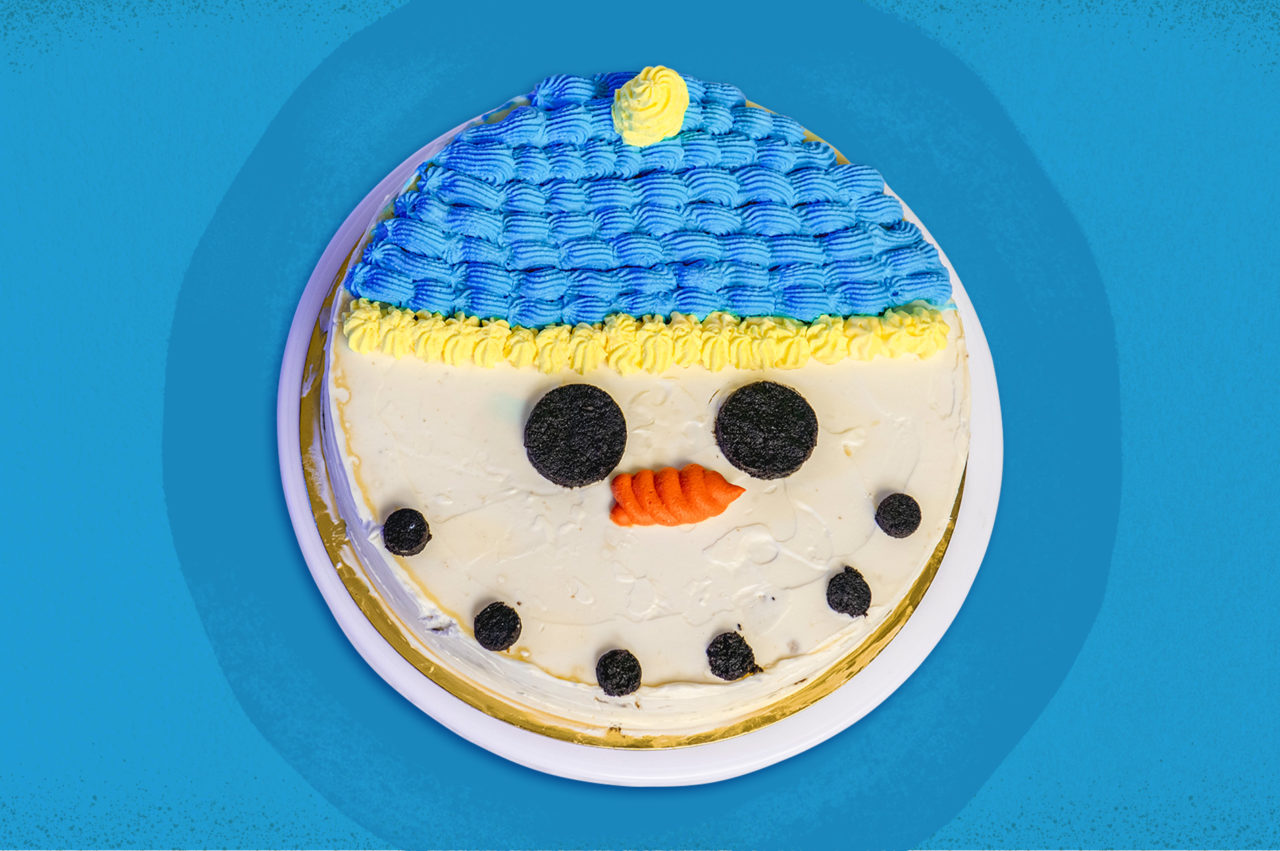Have The Merriest Snowman-themed Treat this Christmas with Regi’s Cheesecake!