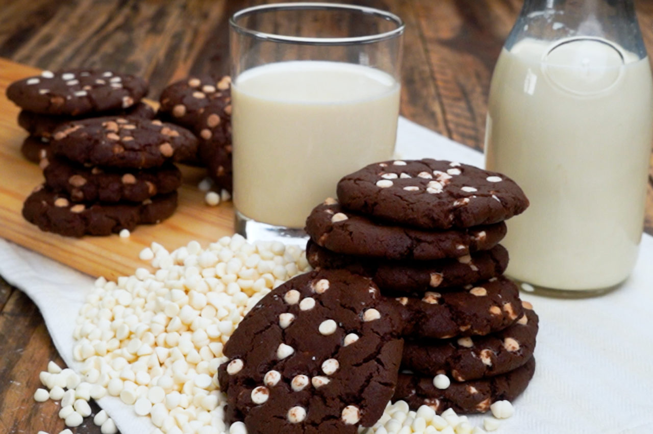 White Chocolate Chip Cookies