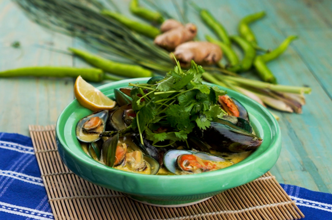 Tahong in Coconut Curry Sauce