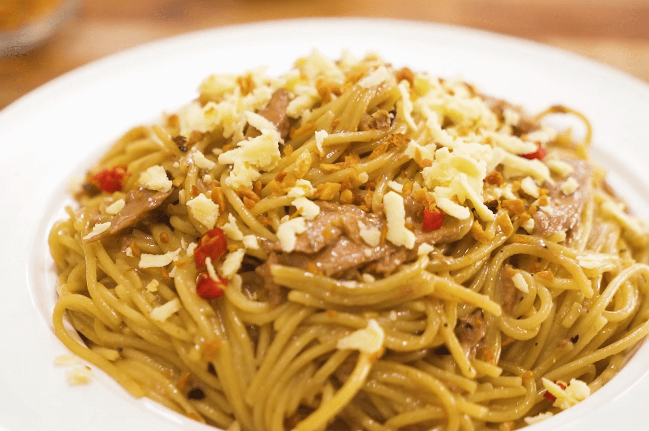 200-Peso Pasta (Tuna Chili Garlic Pasta)