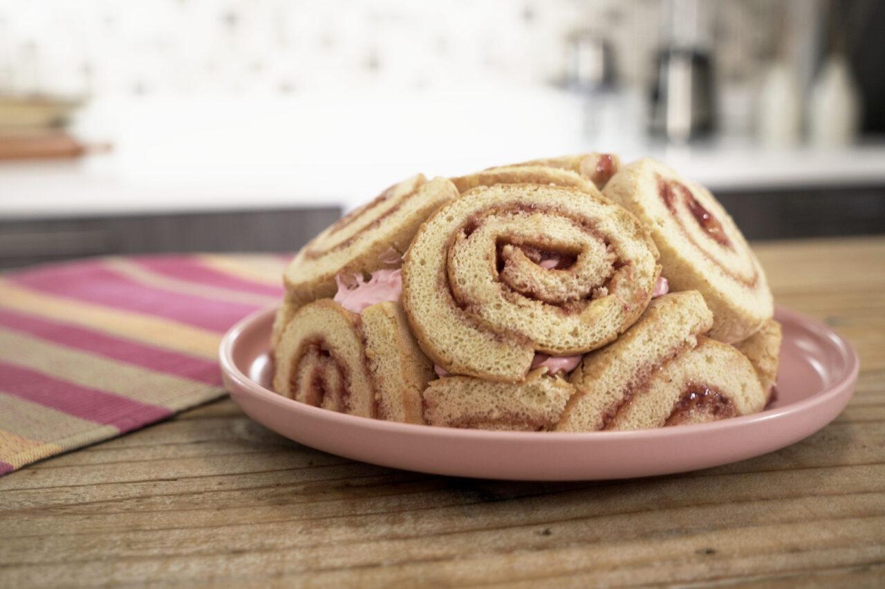 Strawberry Swirl Cream Cake