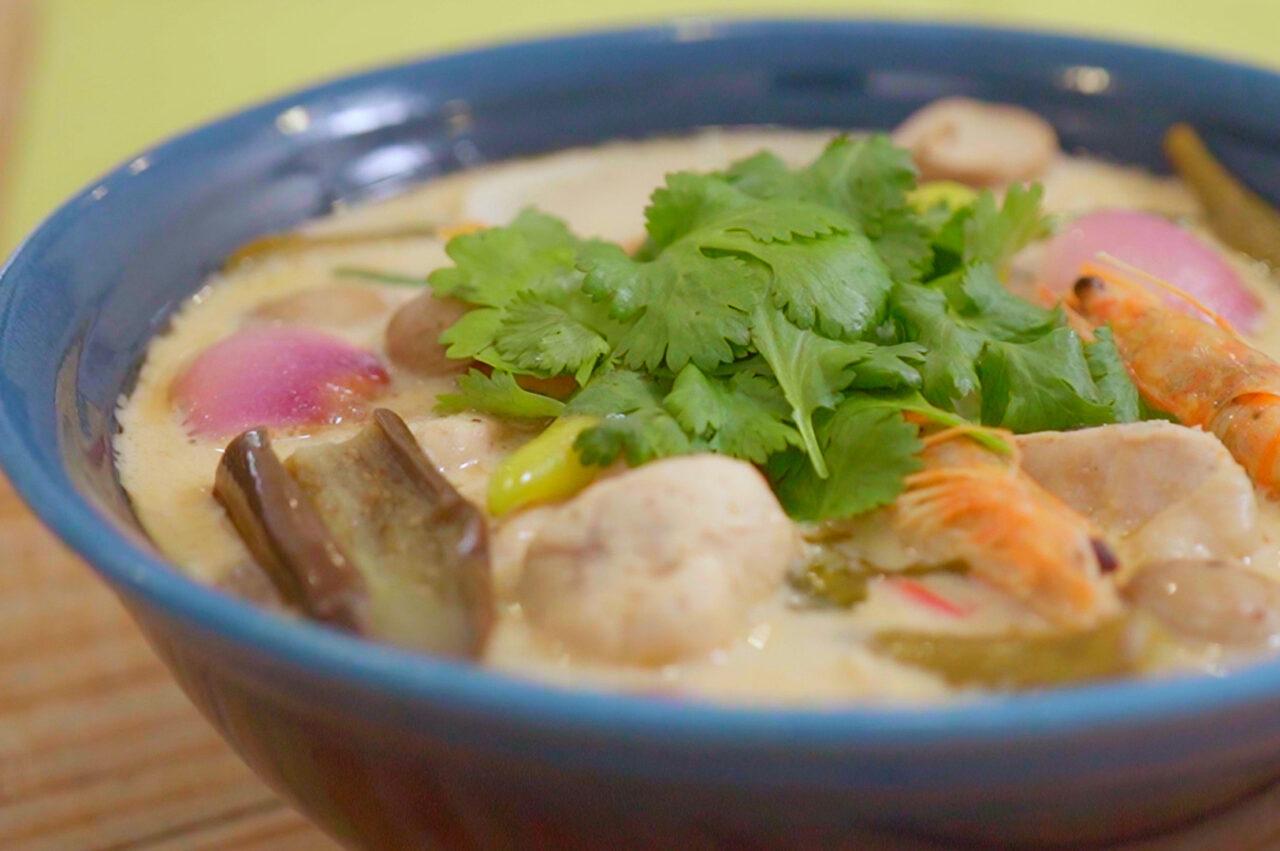 Sinigang na Hipon at Manok sa Gata