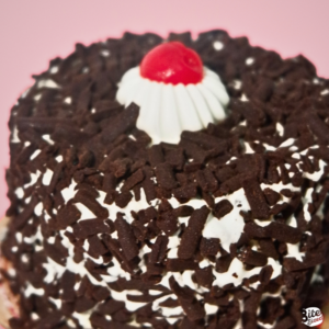 Red Ribbon Petite Cakes