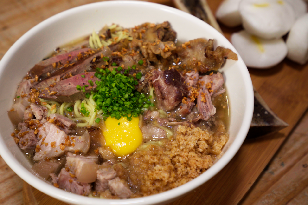 La Paz Batchoy Overload