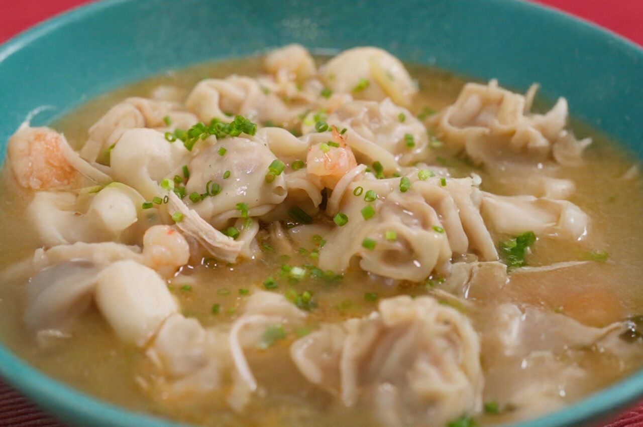 Seafood Molo Soup