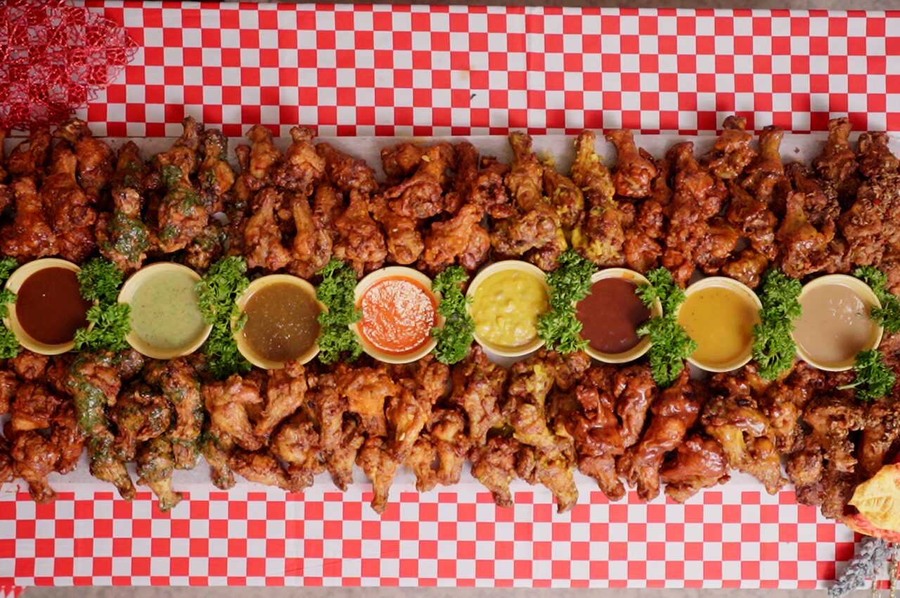 8 Flavored Wings Platter