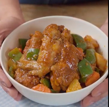 Erwan's Chicken Afritada